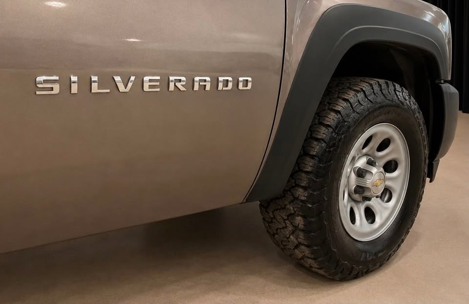 2013 Chevrolet Silverado thumbnail 4