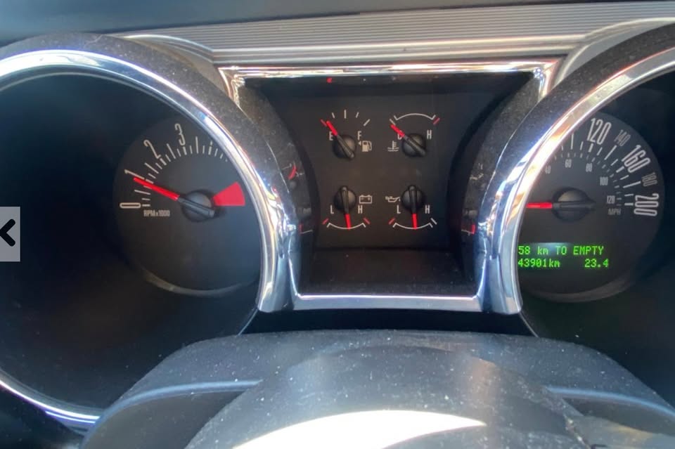 2008 Ford Mustang thumbnail 6