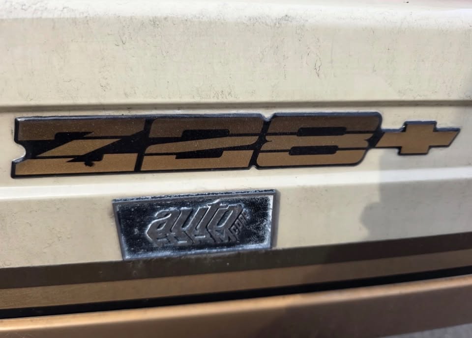 1984 Chevrolet Camaro thumbnail 16