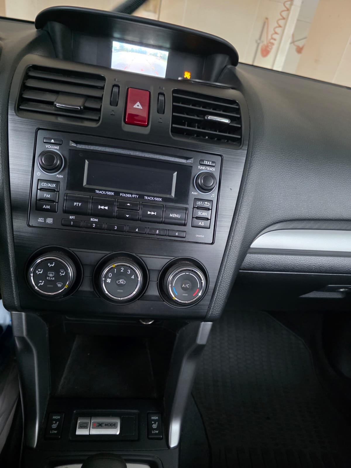 2014 Subaru Forester thumbnail 22
